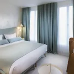 Le Lapin Blanc 4* Paříž