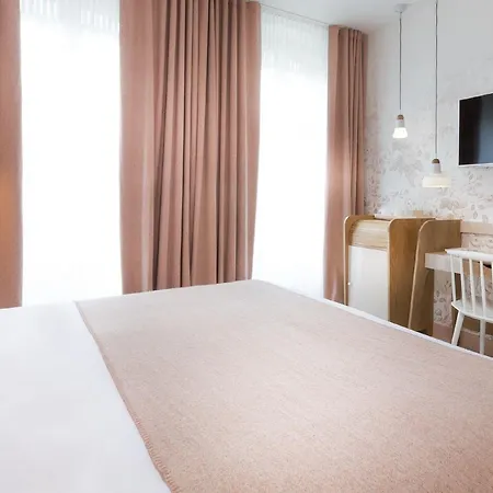 Hotel Le Lapin Blanc París