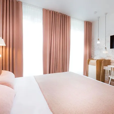 Le Lapin Blanc Hotel París