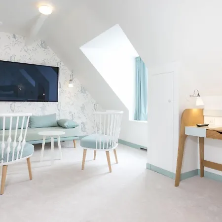 Le Lapin Blanc 4* Paryż