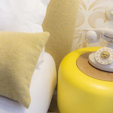 Le Lapin Blanc Отель 4*