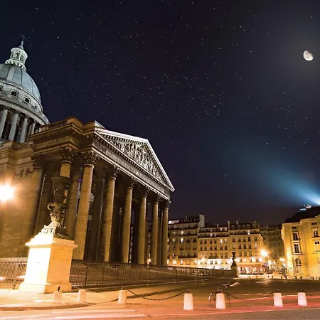 Le Lapin Blanc Paris