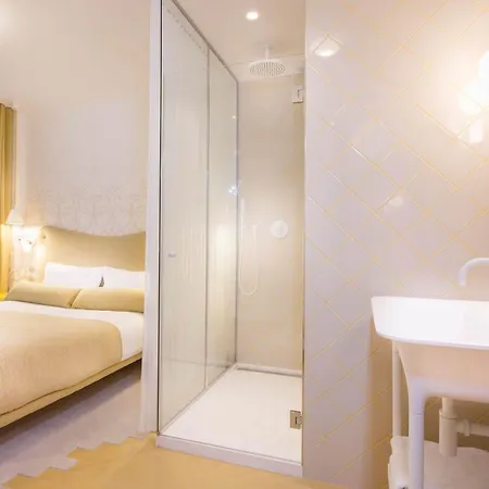 Le Lapin Blanc Отель 4*