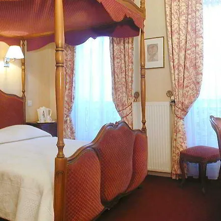 Le Lapin Blanc Hotel Paris