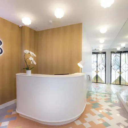 Hotel Le Lapin Blanc Paris