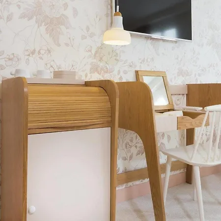 Le Lapin Blanc Hotel 4*