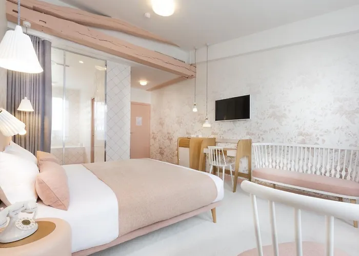 Le Lapin Blanc Hotell Paris
