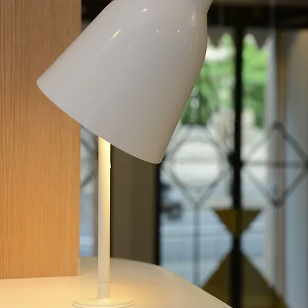 Le Lapin Blanc Paris